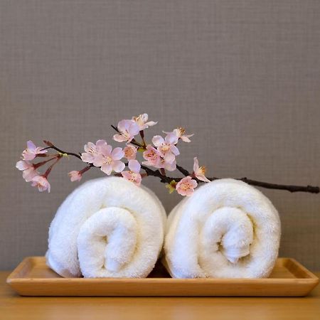 Cherry Blooming Tokyo- All Suite Boutique Hotel 东京伊樱里-中央区全套房艺术酒店 Eksteriør billede