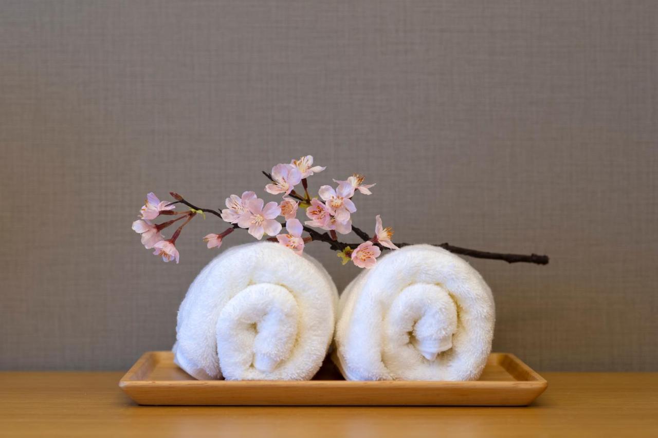 Cherry Blooming Tokyo- All Suite Boutique Hotel 东京伊樱里-中央区全套房艺术酒店 Eksteriør billede